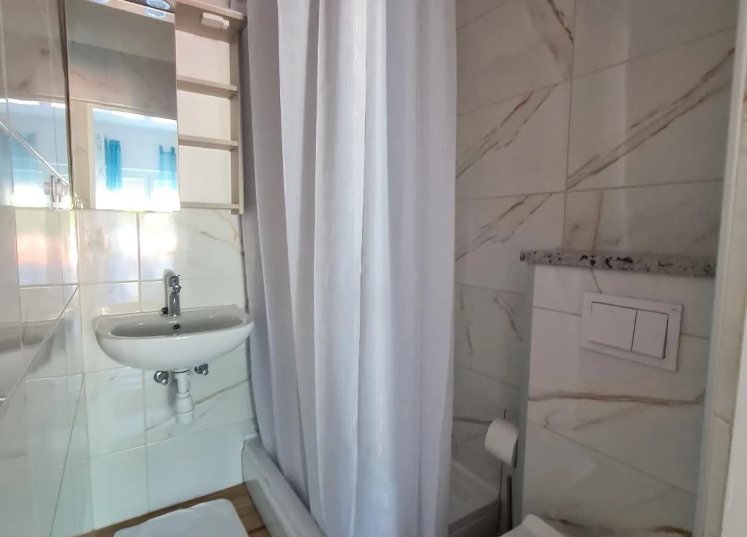 Villa Rab Robert Barbat na Rabu 住宿加早餐酒店